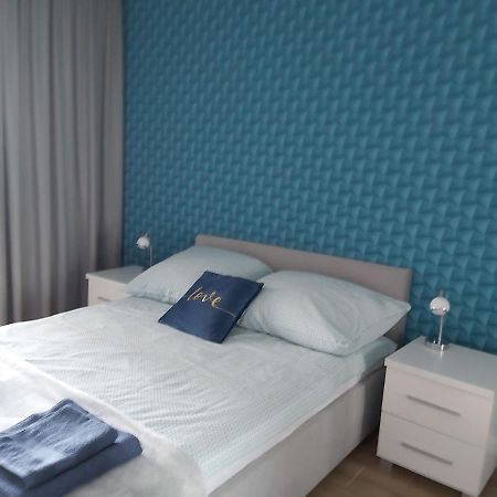 Spectrum Super Vip Free Parking Gdansk Exterior foto