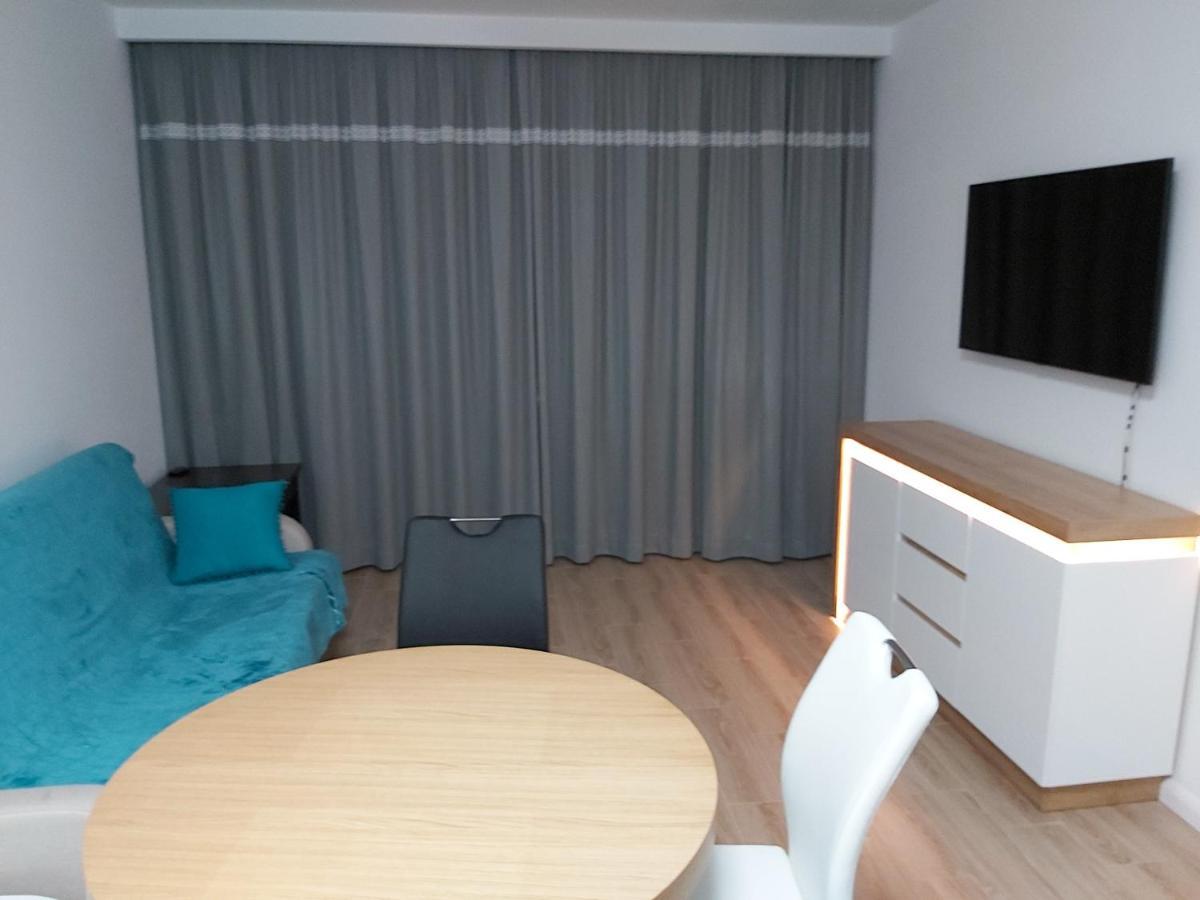 Spectrum Super Vip Free Parking Gdansk Exterior foto